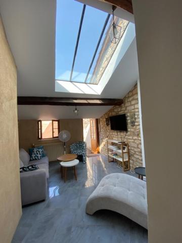 La Mansarde De L Abbaye Apartment Клуни Екстериор снимка