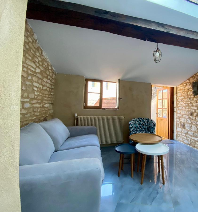 La Mansarde De L Abbaye Apartment Клуни Екстериор снимка