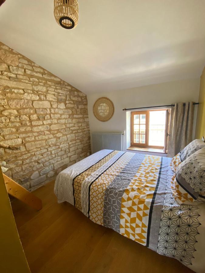 La Mansarde De L Abbaye Apartment Клуни Екстериор снимка